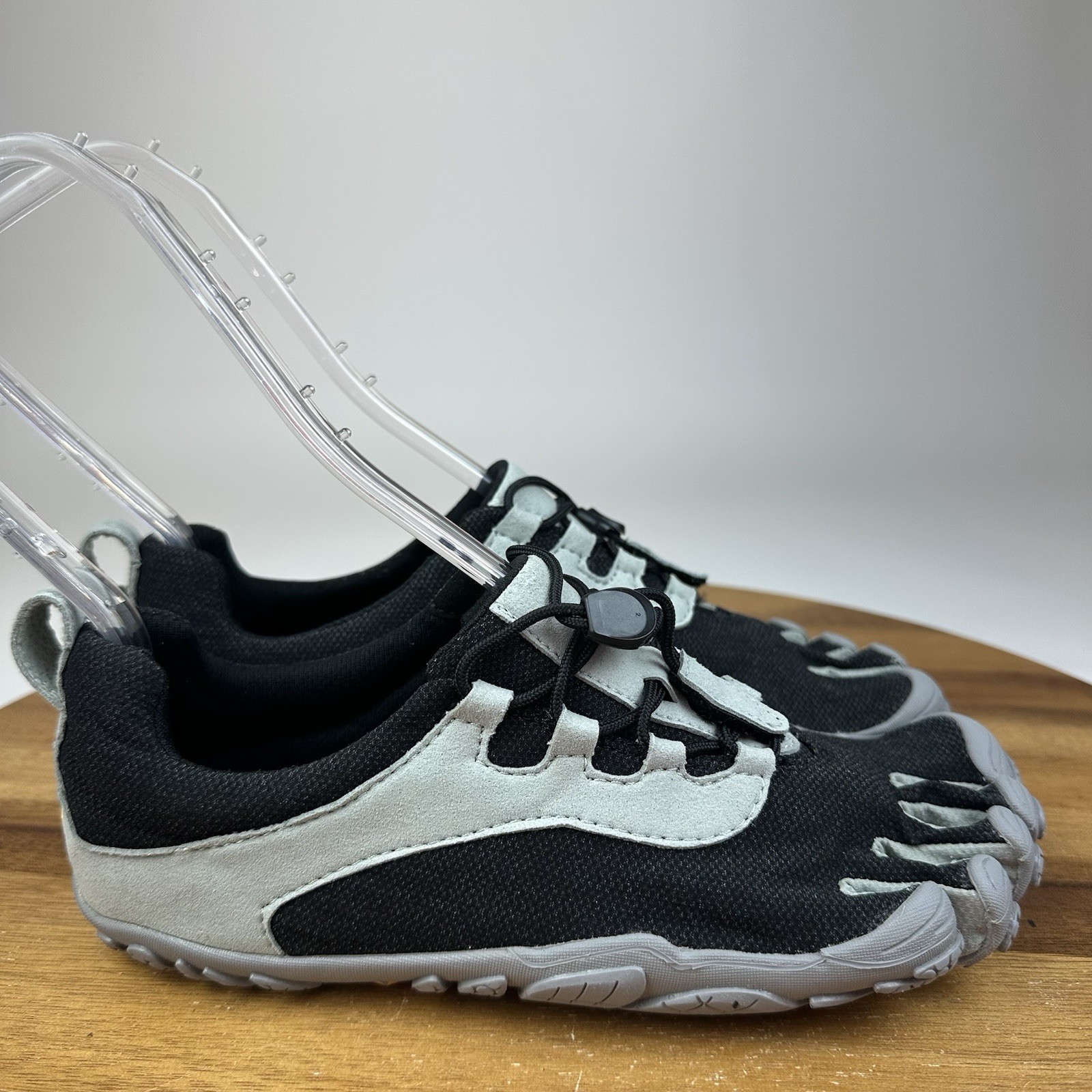 New NIB Womens Vibram Fivefingers V Run Retro Miniaml Shoes Size 7.5 – 8 M