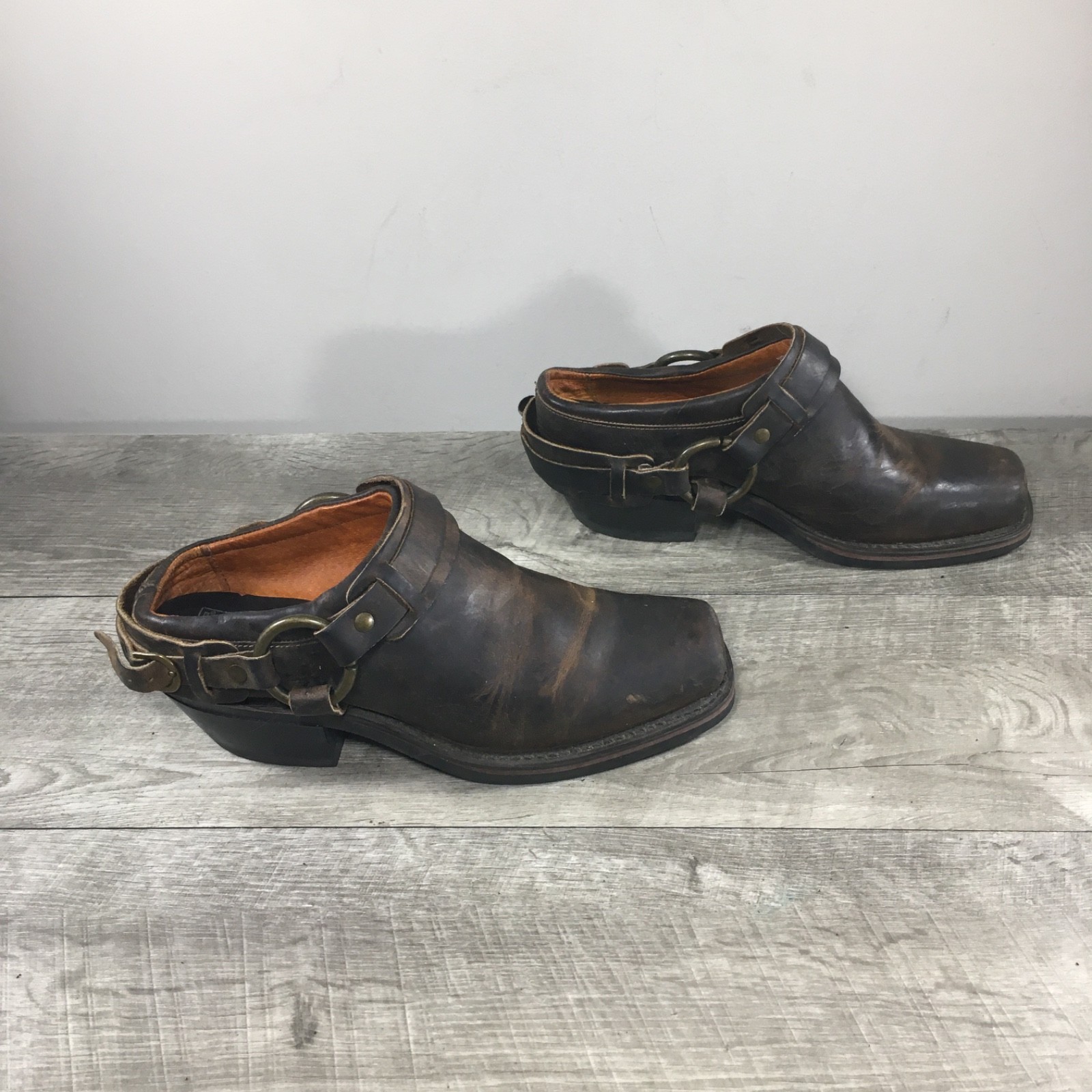 Frye 70760 Belted Harness Mules Clogs Riding Motorcycle Women’s Shoes Size 7.5