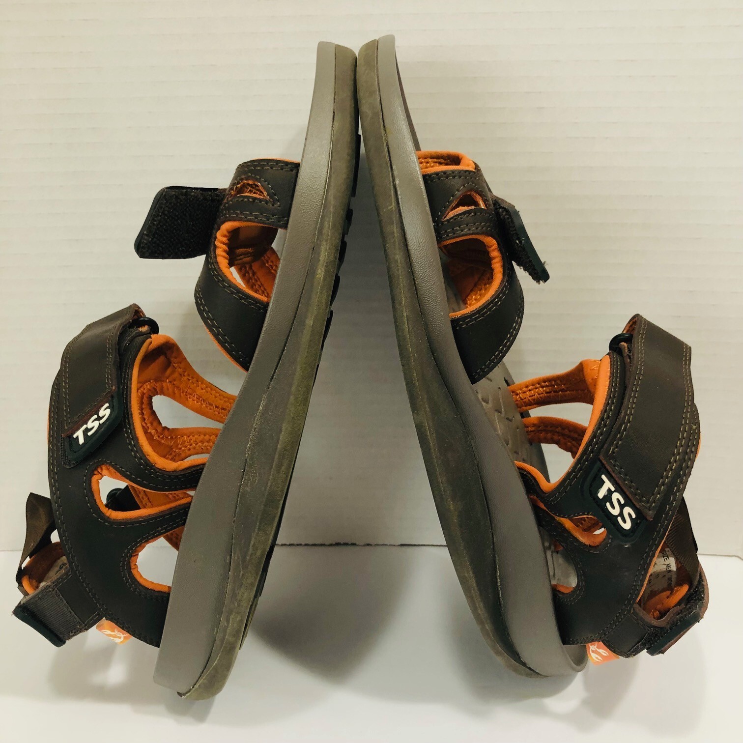 Stability Beach Sandals Women 13 Men 11 Sand Surf Hook Loop The Shoe Store $129