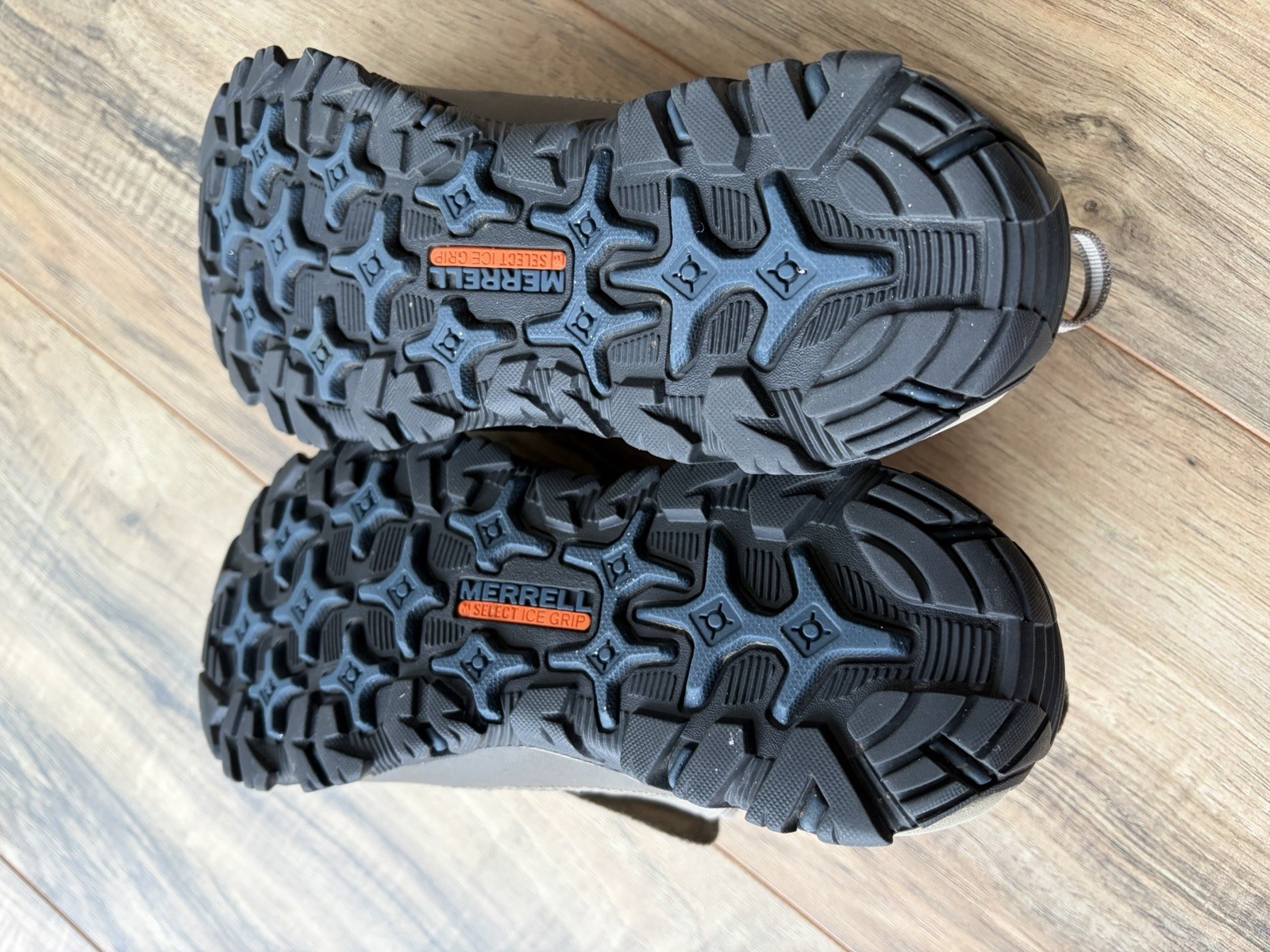 Merrell Women’s Select Ice Select Dry Slip on Grey Snow Shoes Active Heat 7