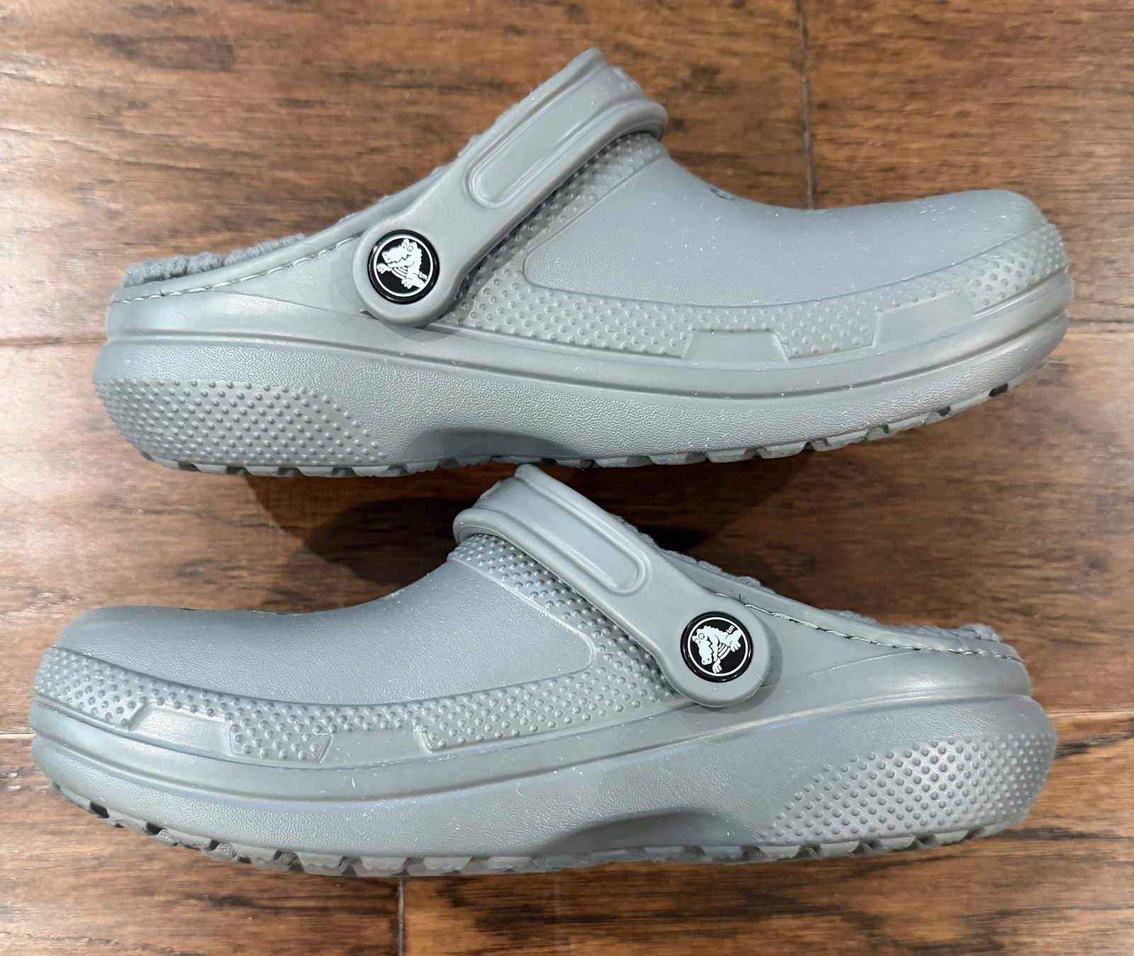 Crocs Classic Lined Gray Clog Slip On Faux Fur Lined Shoes M 4 W 6