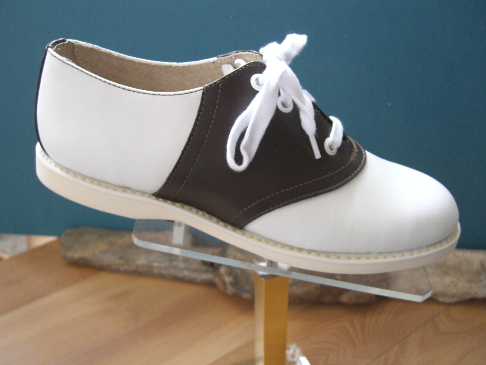 Muffy’s Brown/white Saddle Shoes womens