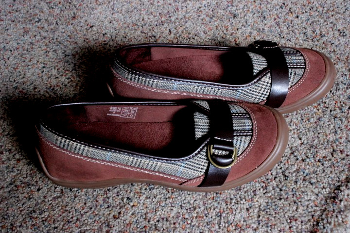 Land’s End Slip On Wedge Loafer Women’s Sz. 7 B