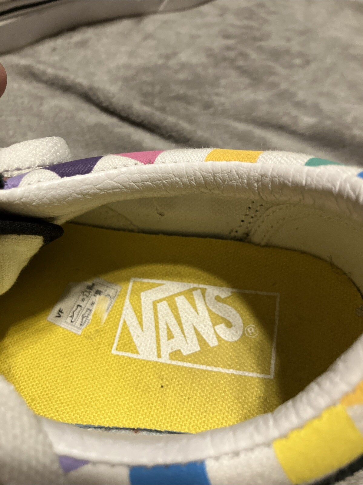 VANS Off the Wall Women’s Black Suede/Color Block Canvas Size W6.5/M5 #721356