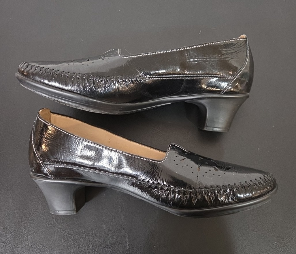 SAS Sonyo Patent Leather Women’s Low Heel Pumps Black Comfort Laser Cut 8 W Wide