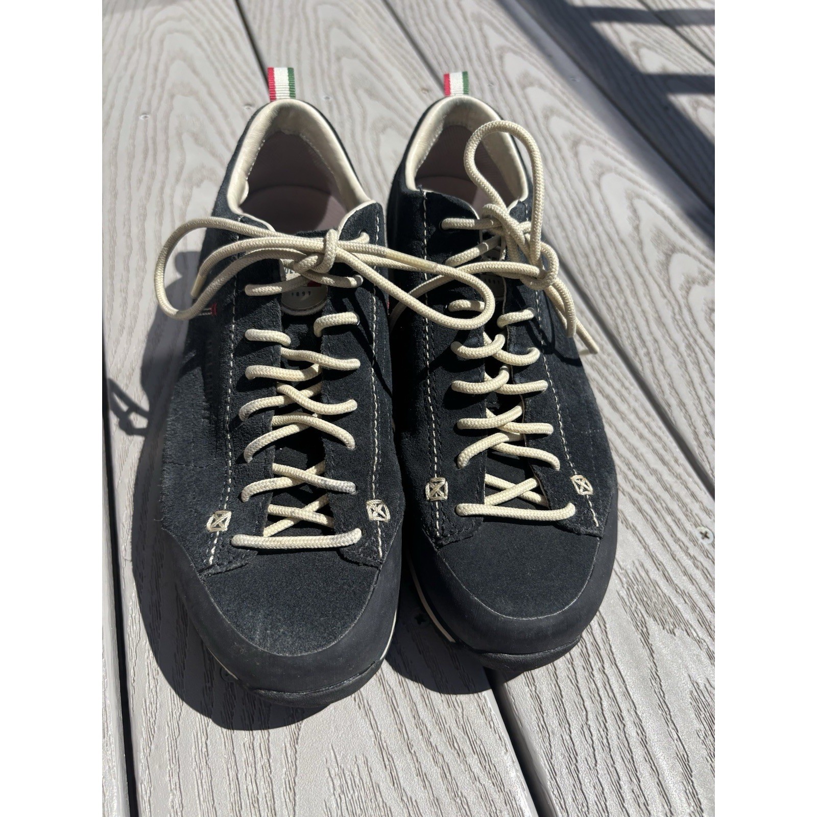 Dolomite 54 Low Shoes Navy Blue Women’s Size 6.5/ Men’s 5.5 Sneakers Vibram Sole
