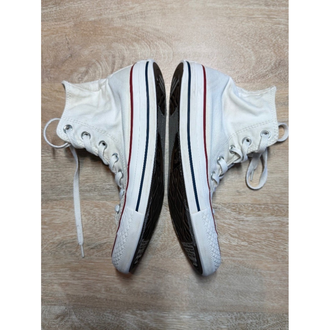 Converse Chuck Taylor All Star High Top Sneakers White Women’s 7/Mens 5 Unisex