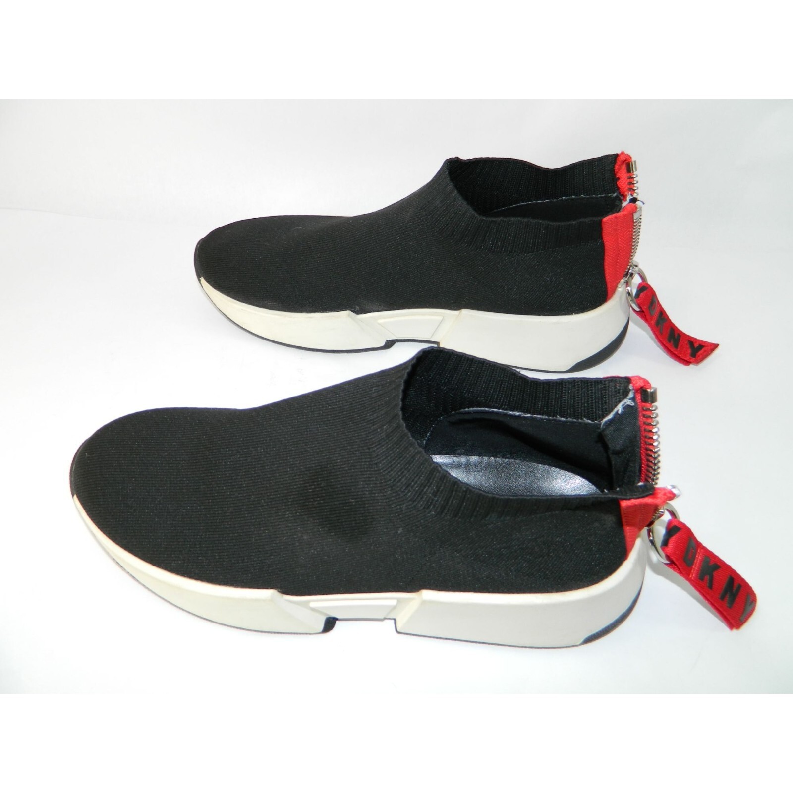 DKNY Marcel Wedge Flat Sneakers Black Stretchy Booties Size 10 Red Stripe Zipper