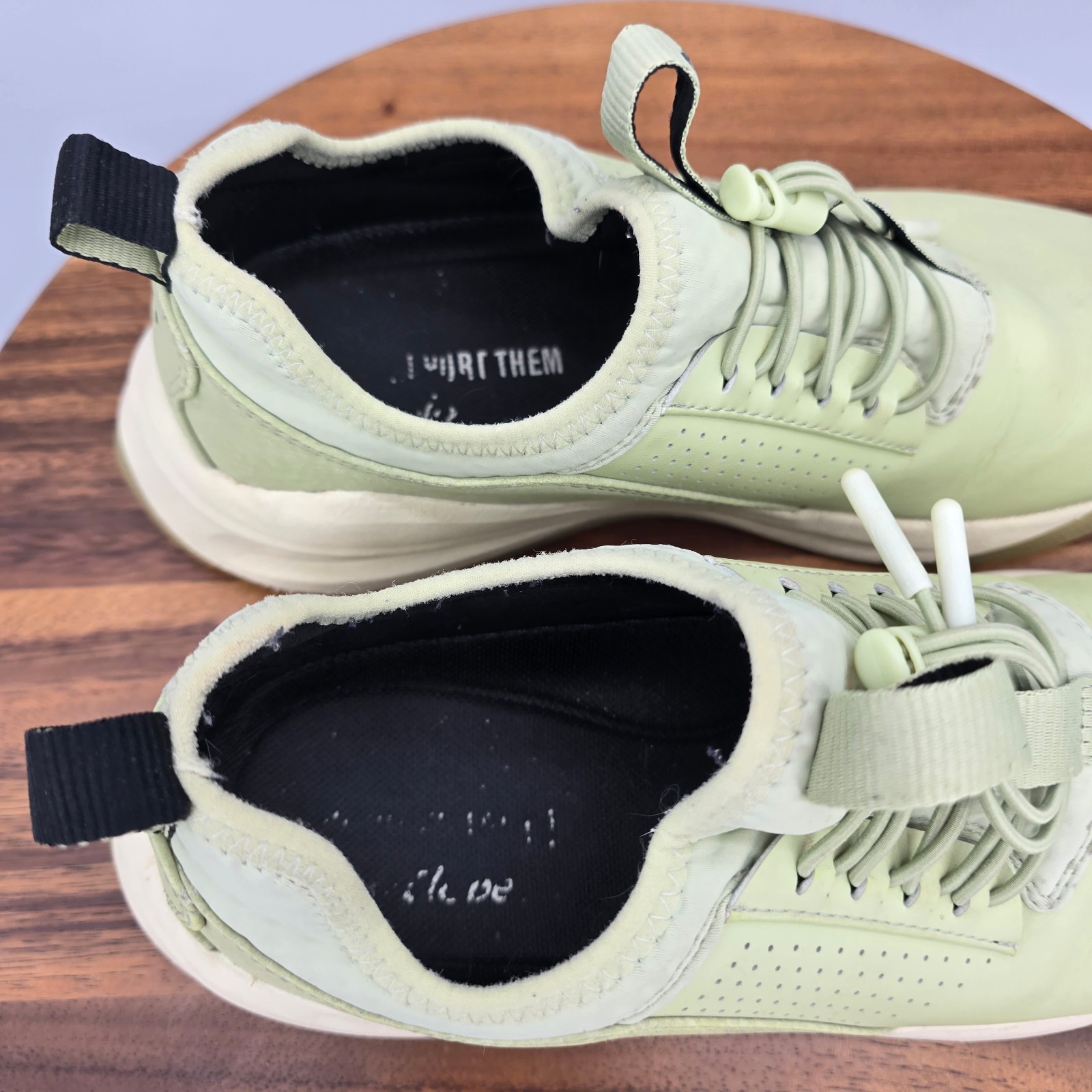 Clove Shoes Womens 8 Sage Green Drawstring Low Top Professional Nursing Sneakers