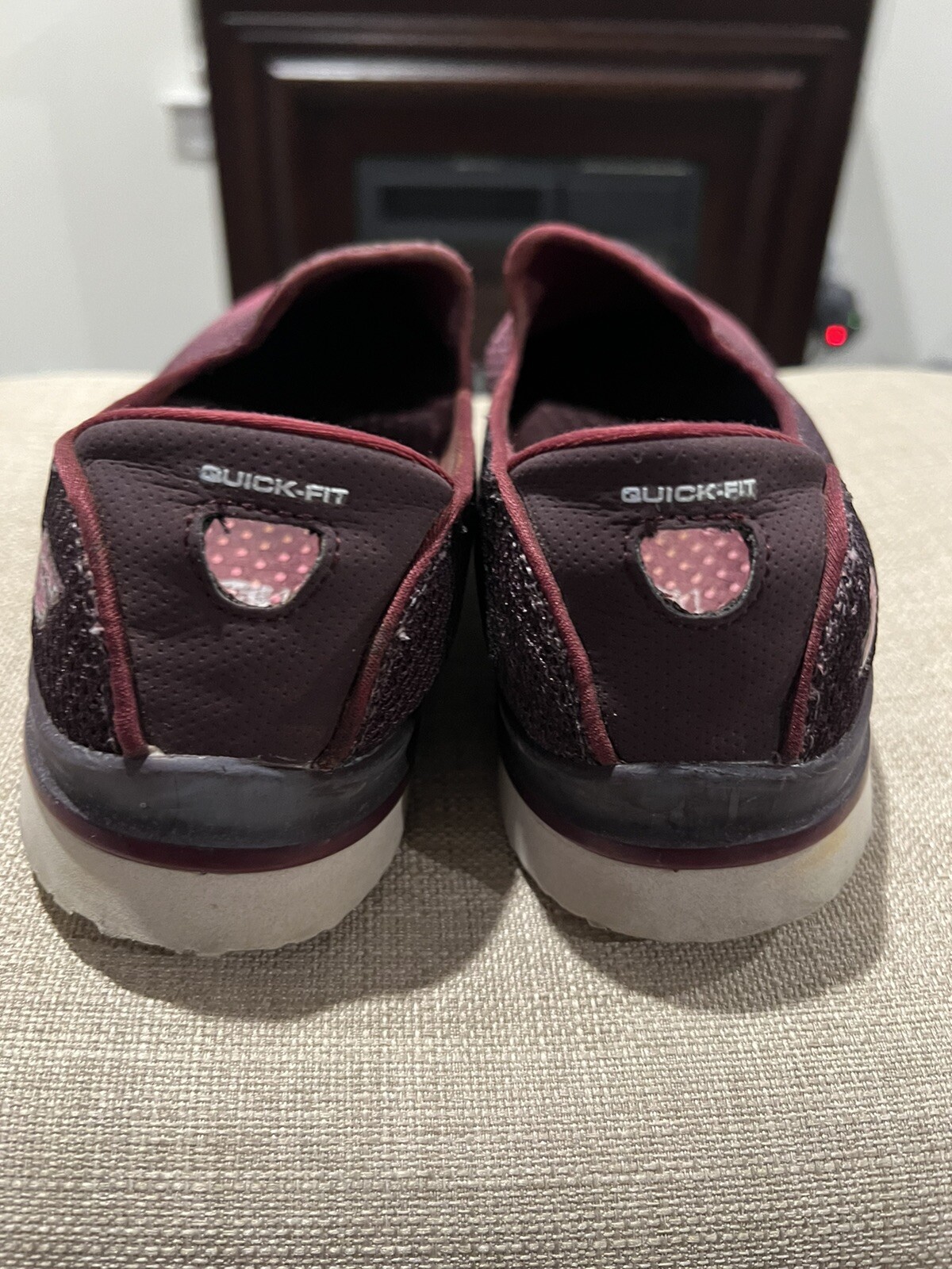 ladies skechers size 9.5, GoFlex. Burgandy Ombré Color. Quick Fit