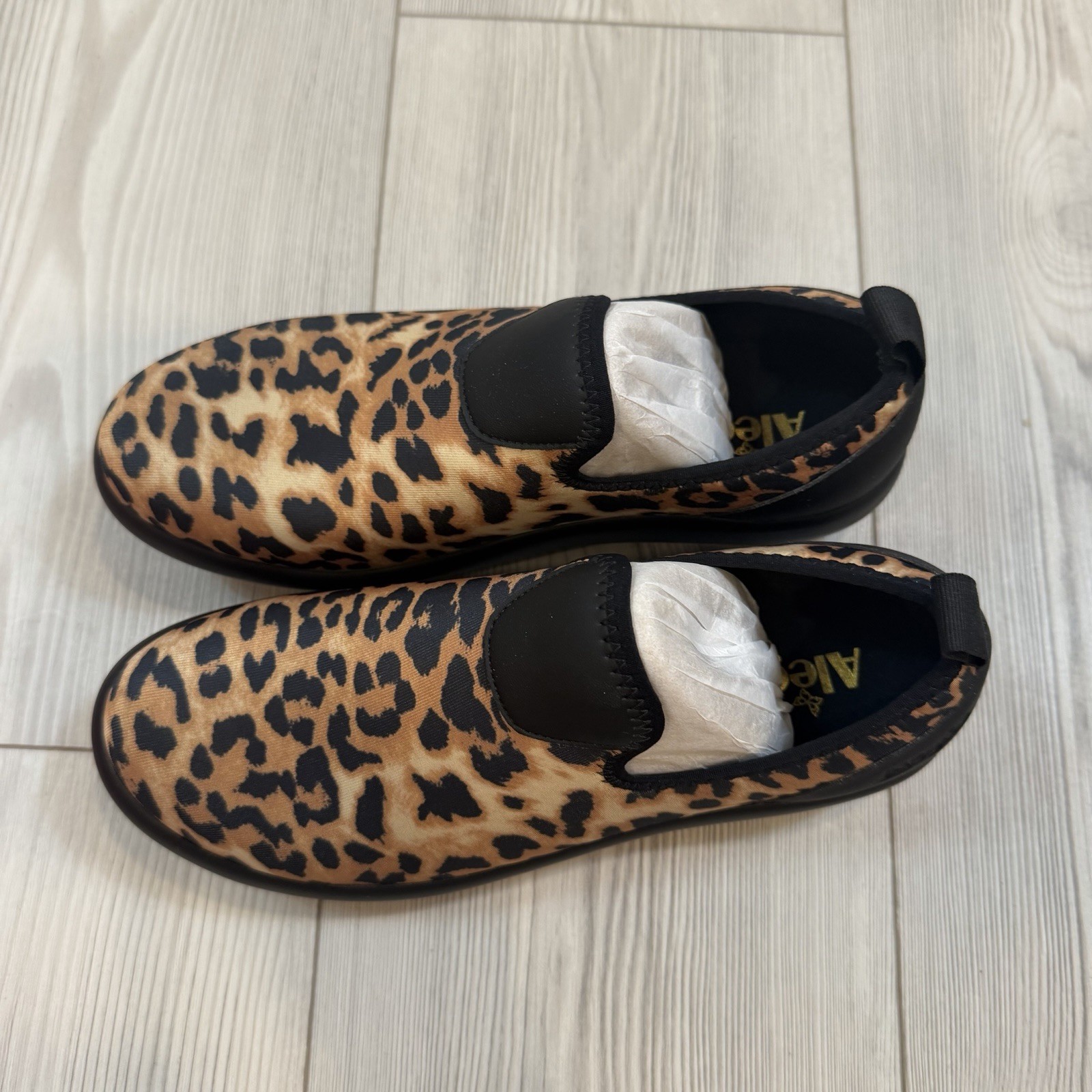 NEW Alegria Eden Slip On Shoes Leopard Printed Boho Sneakers 38 8 8.5