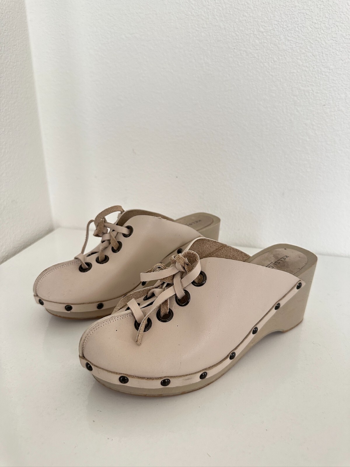 Kelsi Dagger Lace Up Clogs Wedge Leather Taupe Beige Bohemian School Women’s 6.5