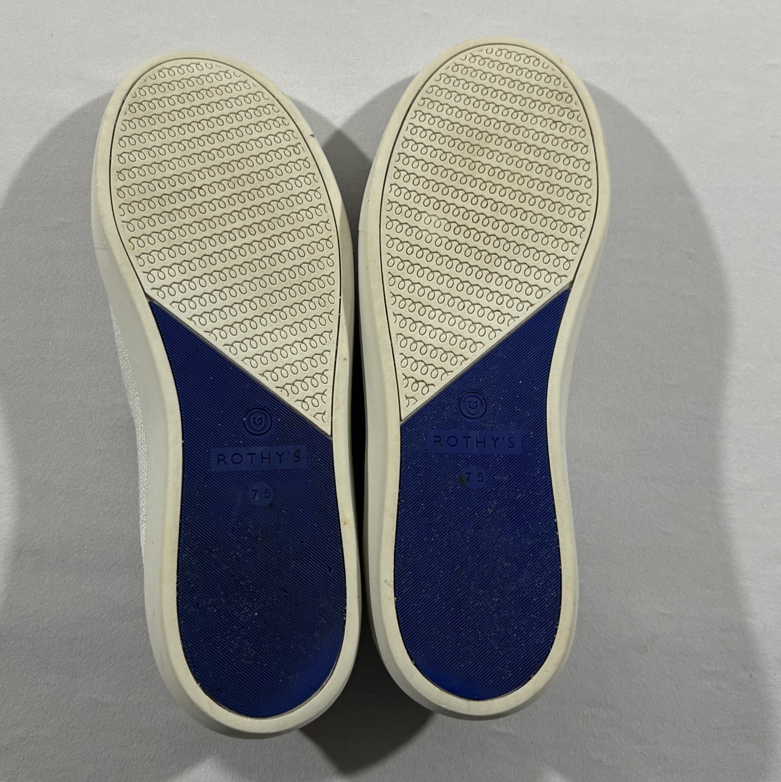 Rothy’s The Original Slip On Sneaker White Blue Shoes Canvas Womens Sz 7.5