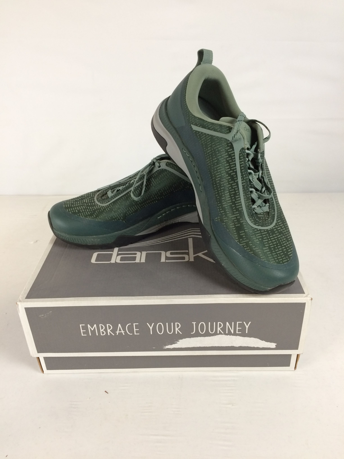Very Good Dansko Makayla Women’s Casual Shoes, Green Mesh, W41