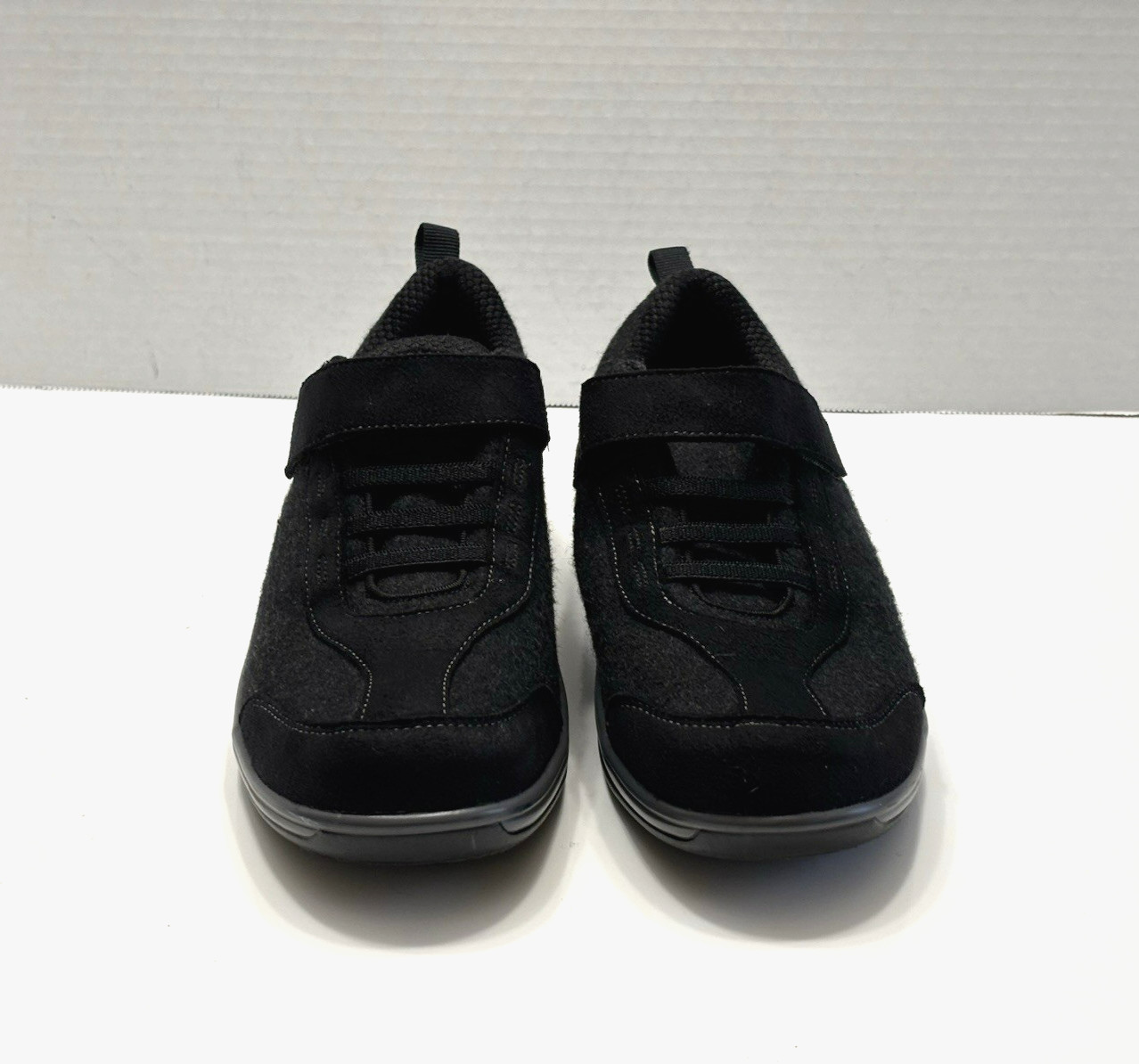 Orthofeet Volcano Women Size 7 M Black Orthopedic Adjustable Strap Comfort Shoes