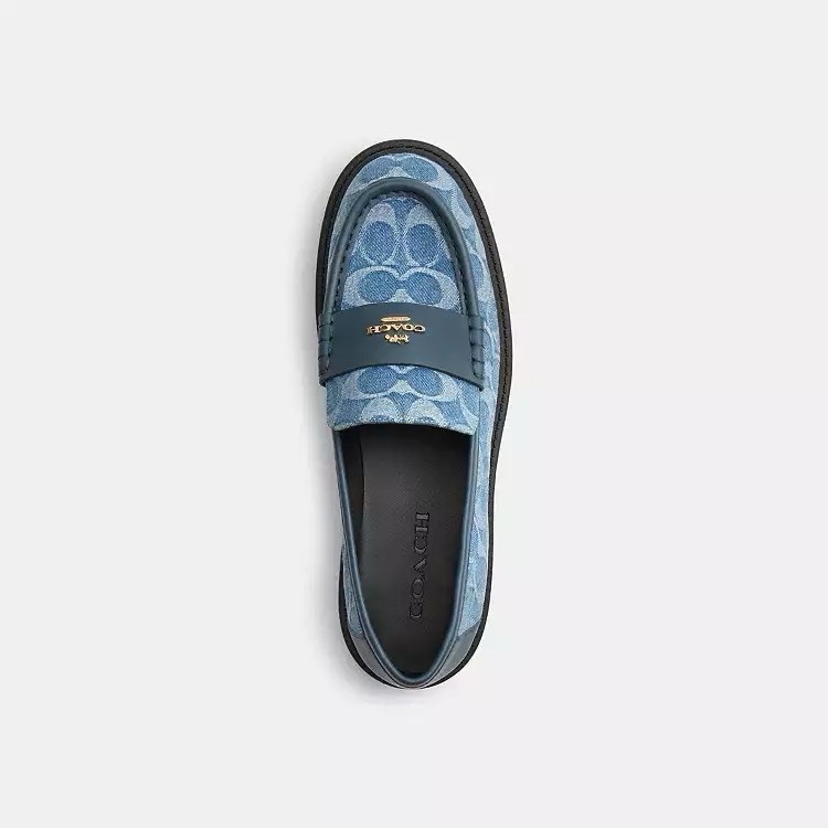 NEW In Box COACH Women’s Lucy Lug Sole In Signature Denim Indigo CDF78
