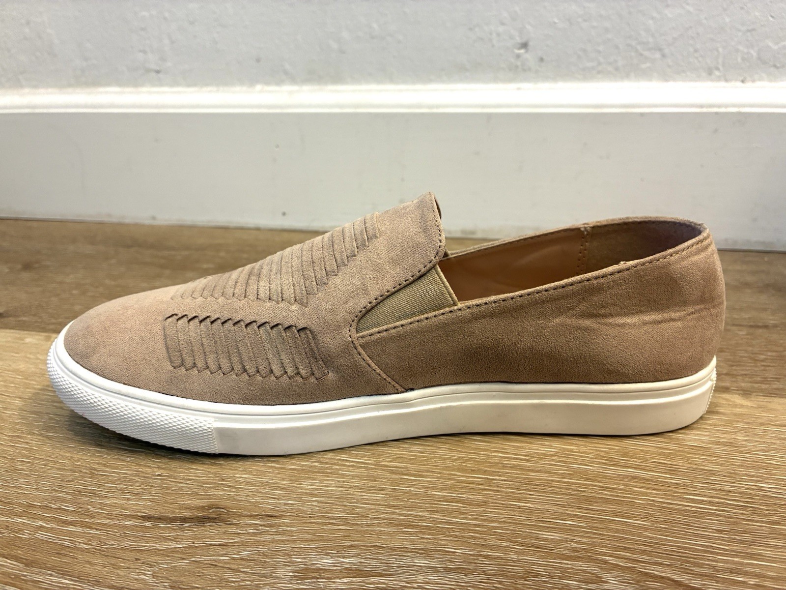 Carlos Santana Men’s Taupe Suede Slip-On Sneakers Size 7 Casual Comfort