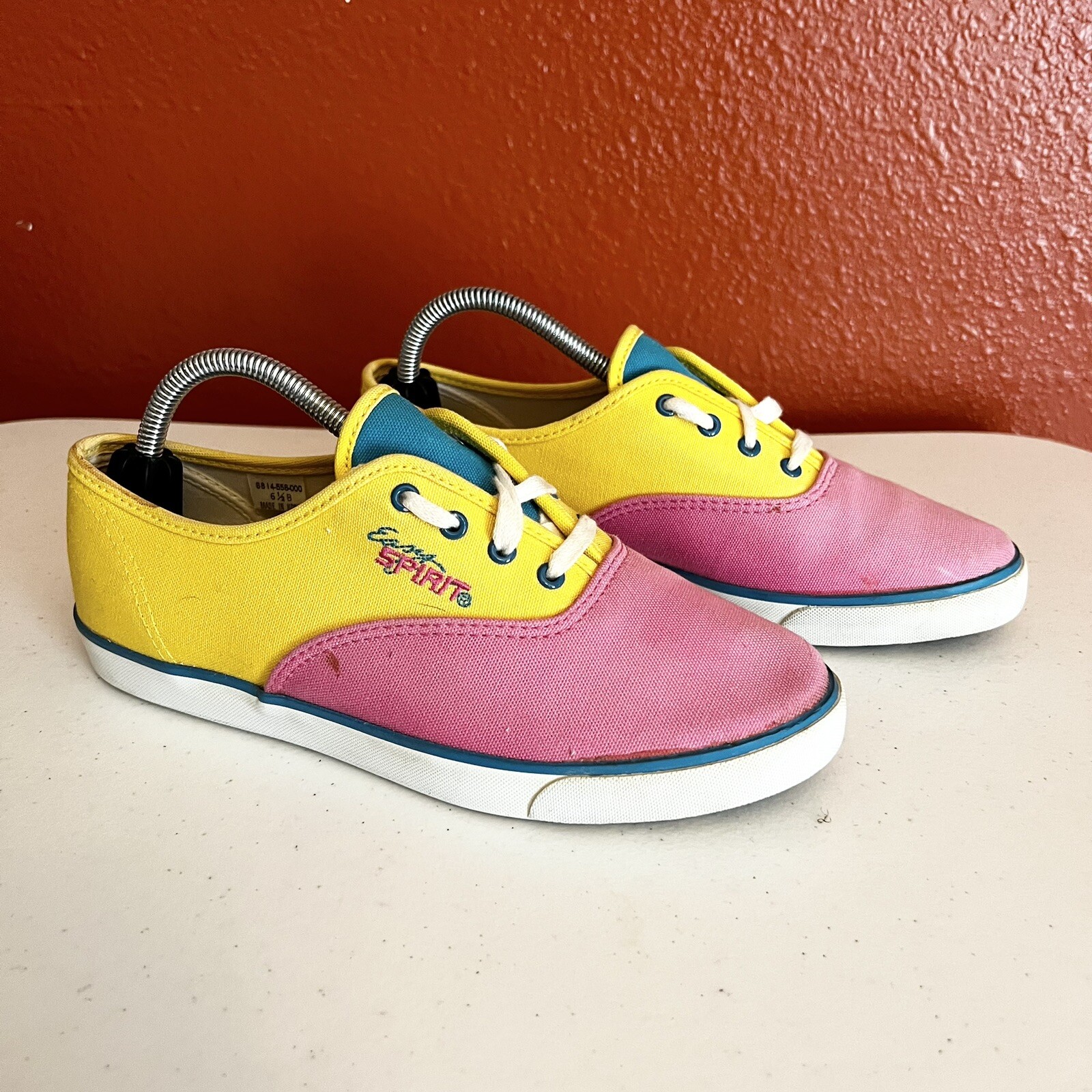 Easy Spirit Vintage 80s Pink Yellow Canvas Sneakers Size 6.5 B Women 90s Y2K