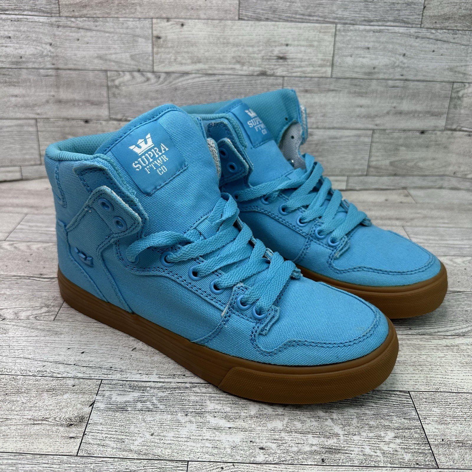 Supra Vaider Women’s 8.5 Shoes High Top Blue Canvas Skate Gum Soles