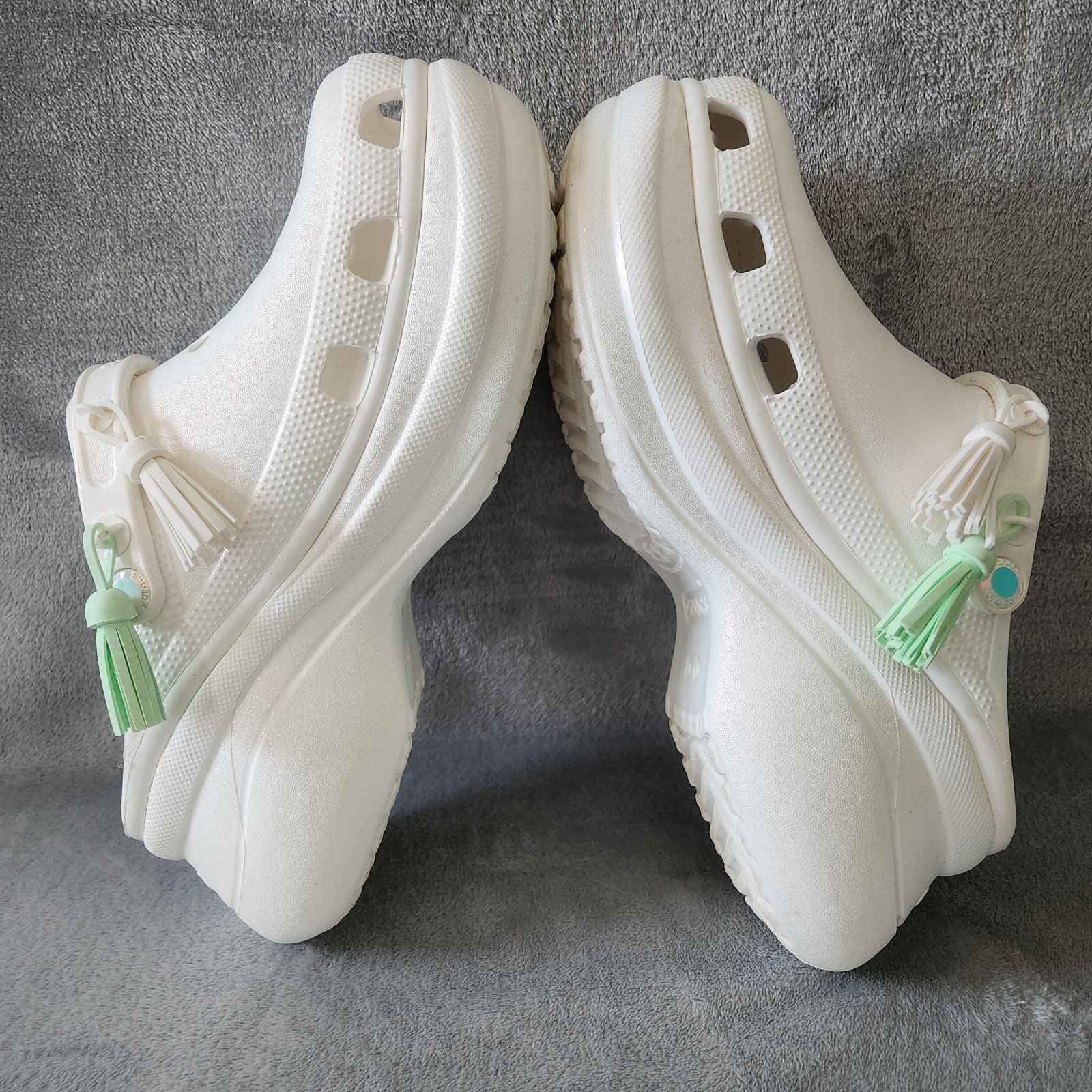 CROCS Classic Bae Festival Womens Iridescent White Tassel Platform Shoes Size 10