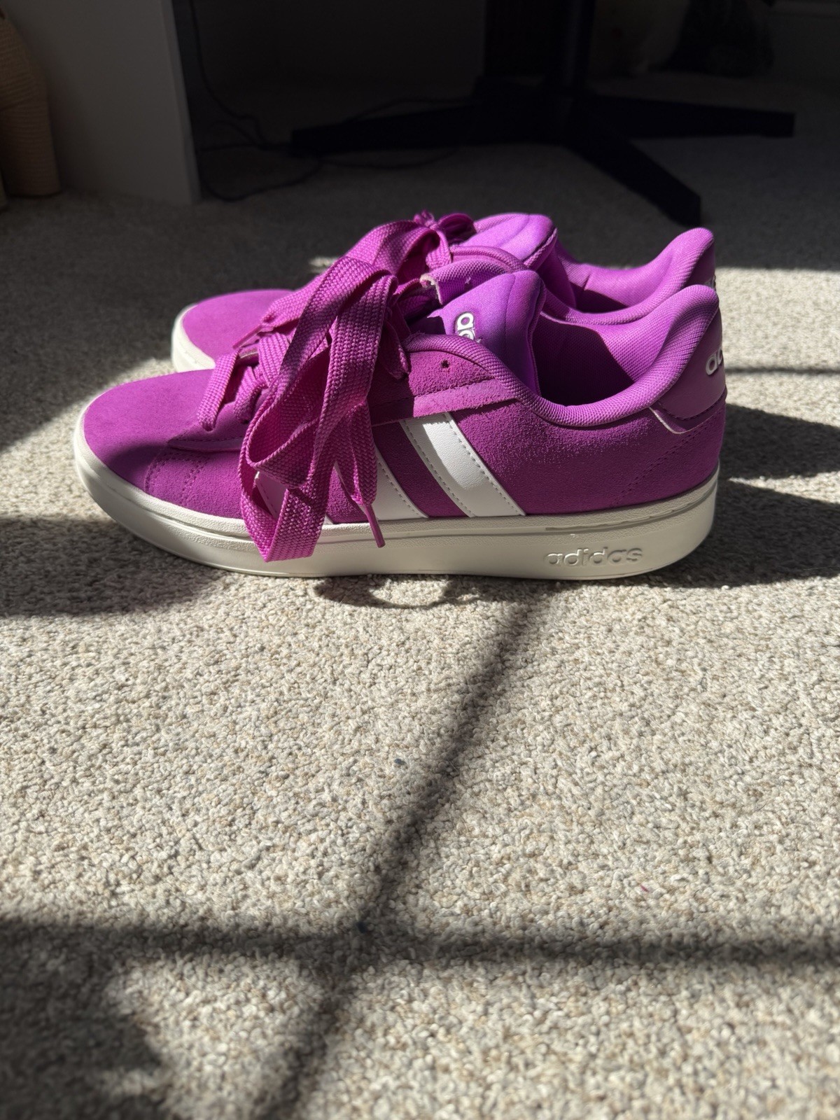 Violet Adidas Grand Court 00’s – Size 10 – Excellent Condition