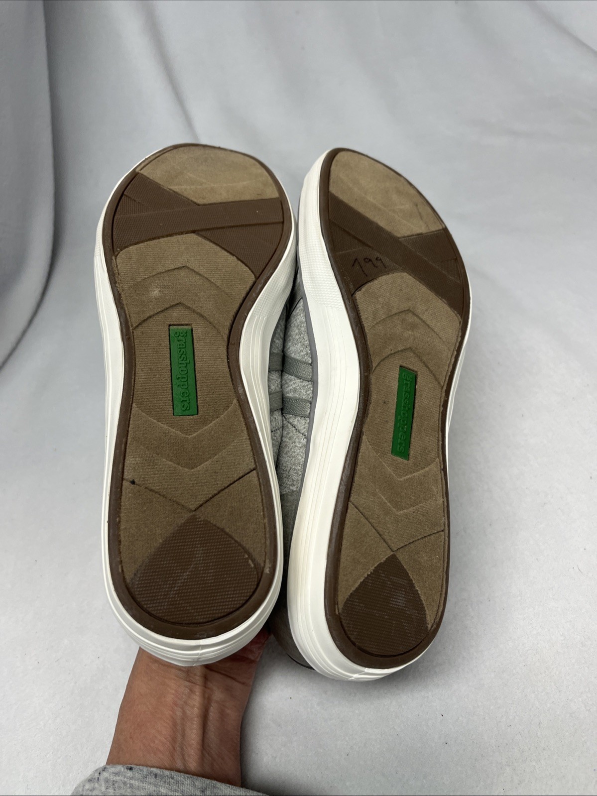 Grasshoppers Eclipse Perf Jersey Women’s 9 Slip on Gray Sneakers, EUC