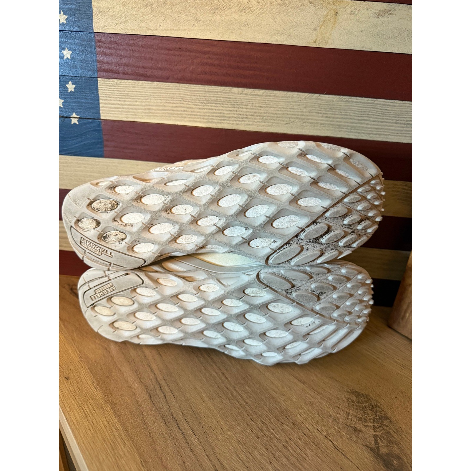 Merrell Women’s White & Cream Knit Air Cushion Lace-Up Walking Shoes Size 10