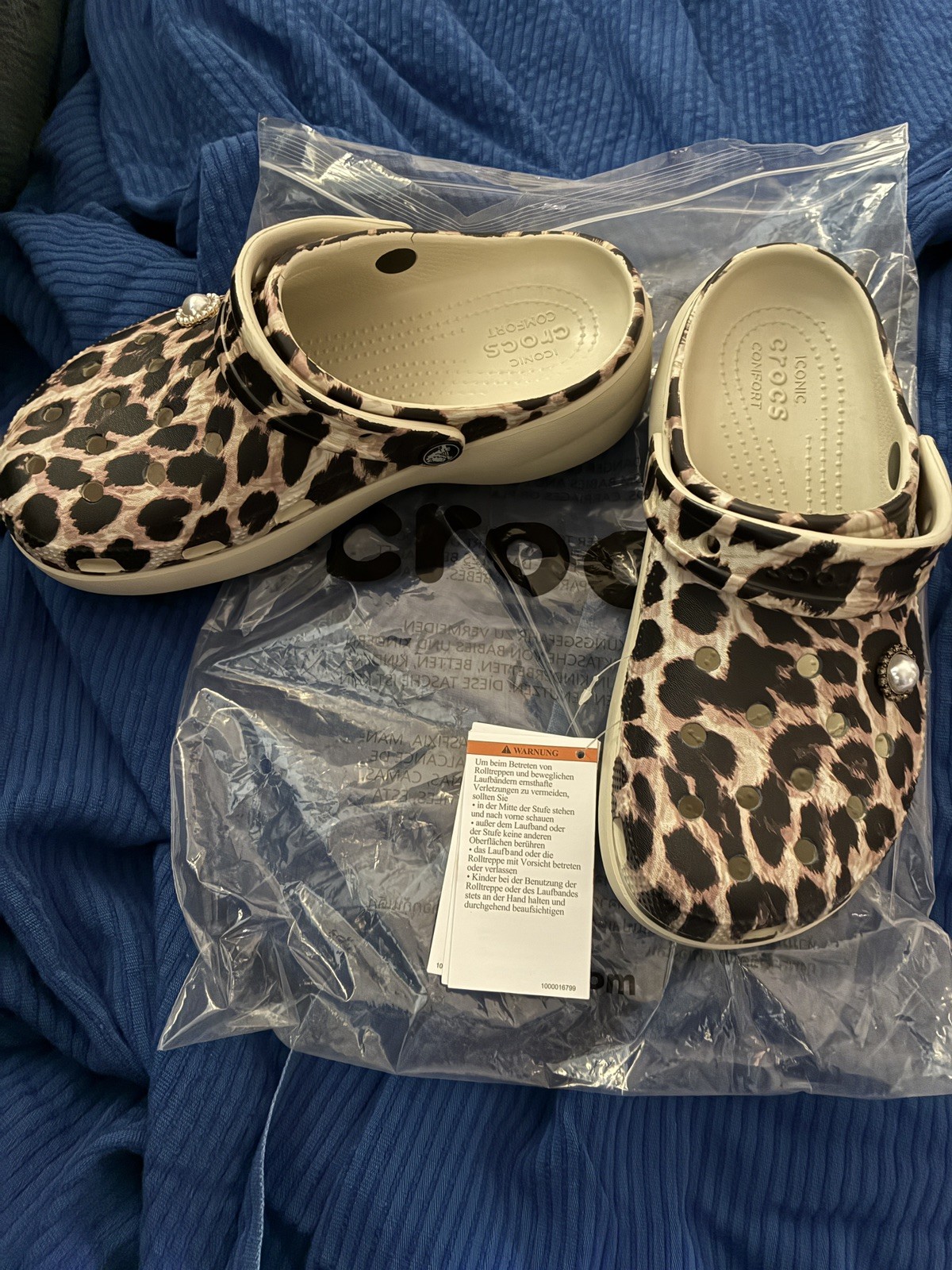 Crocs Classic Platform Animal Remix Clog Leopard Bone MWT W7 ,Jibbitz