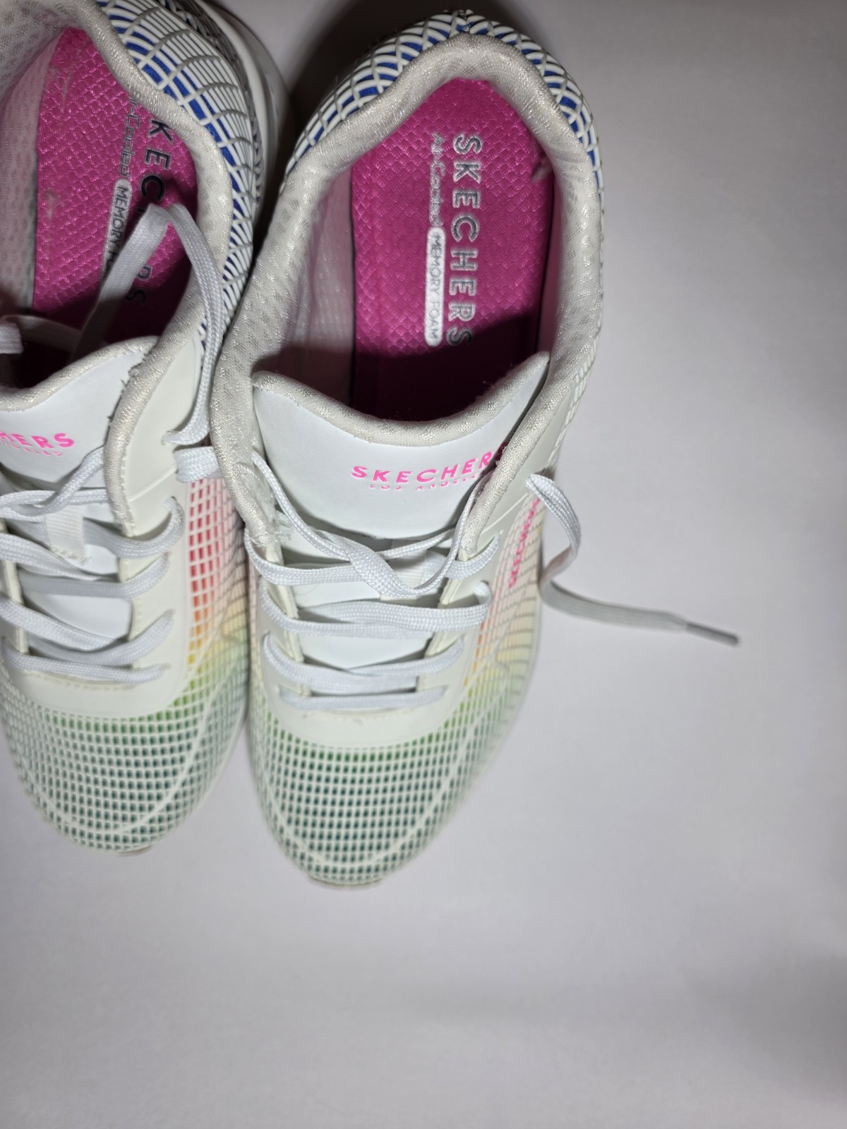 Skechers Women’s Multicolor Mesh Sneakers Air Cooled Memory Foam.