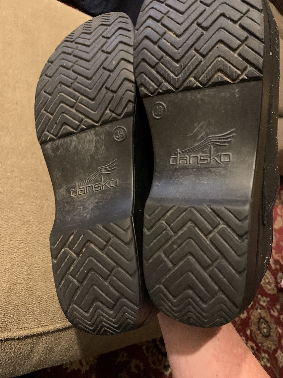 Women’s Size 39 (8.5-9) M Dansko Black Slip On Professional Clogs (TD)