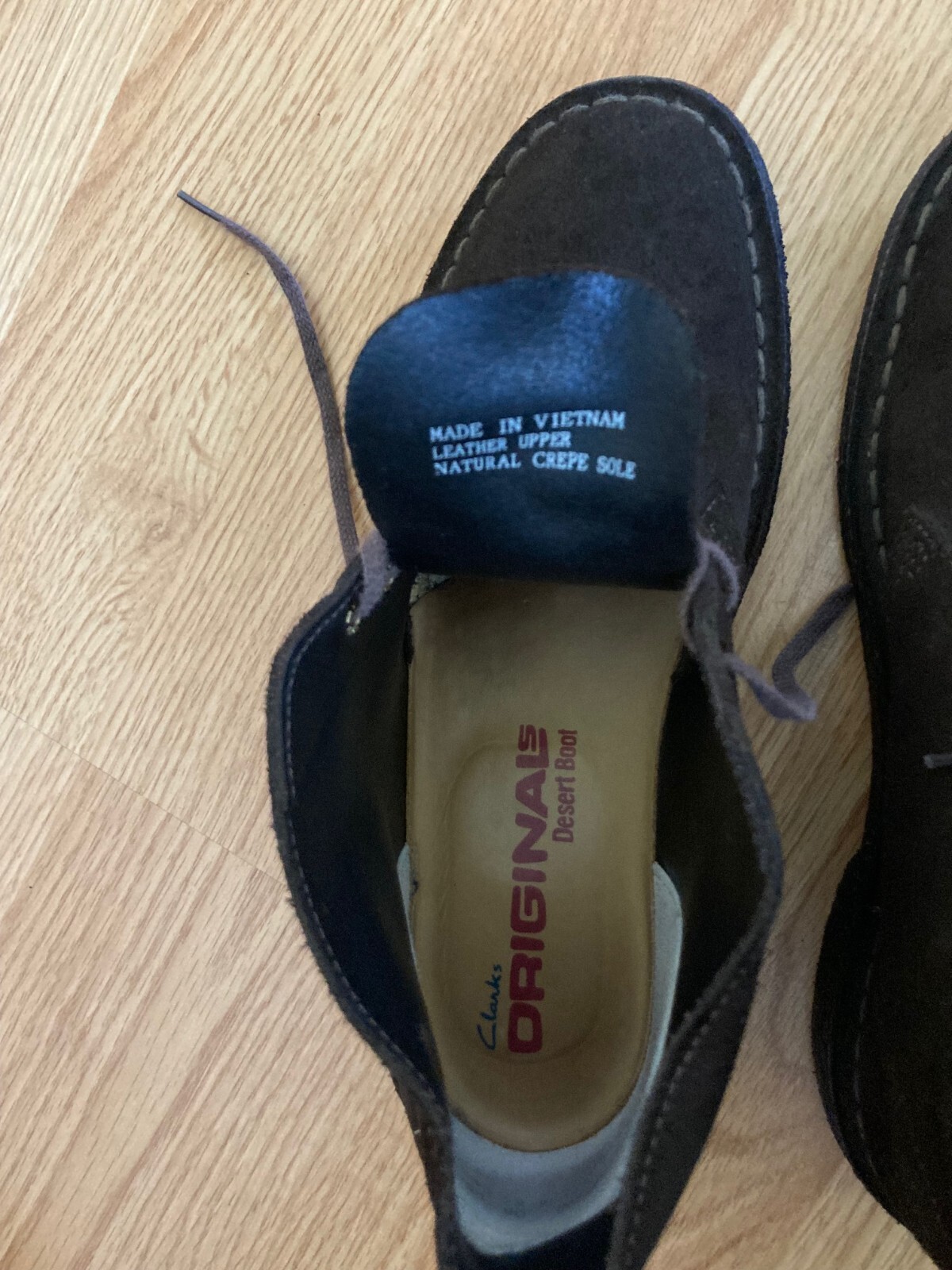 Clarks originals women’s desert boots brown suede, 8.5