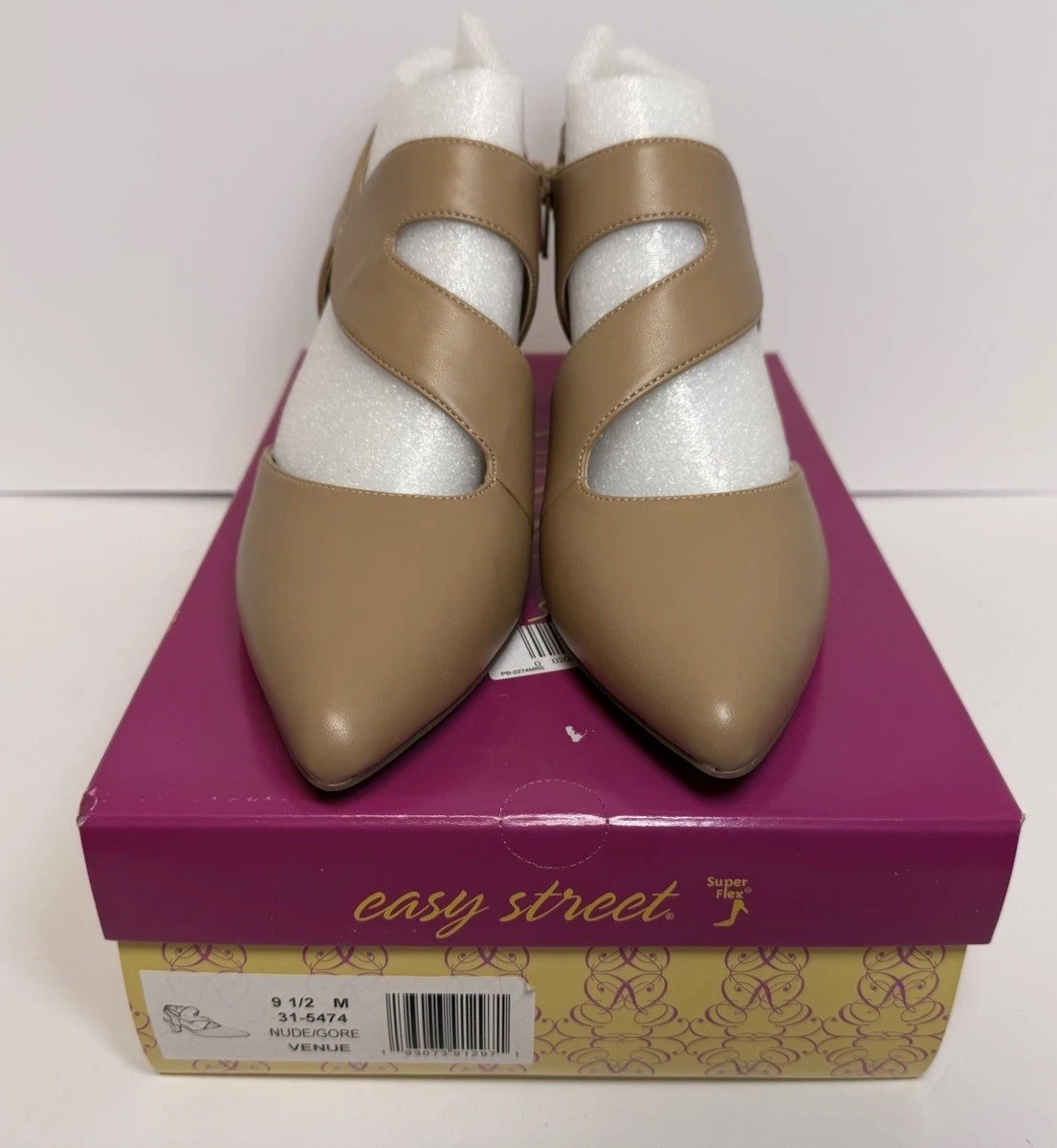 Easy Street Venue Women’s 9.5M Nude Pumps Pointed Toe Comfort Heels NIB