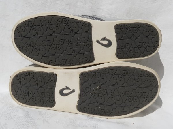 $100 OLUKAI Pehuea US Women’s sz 39.5 9.5 Tapa Gray Slip On Sneakers Shoes Mesh