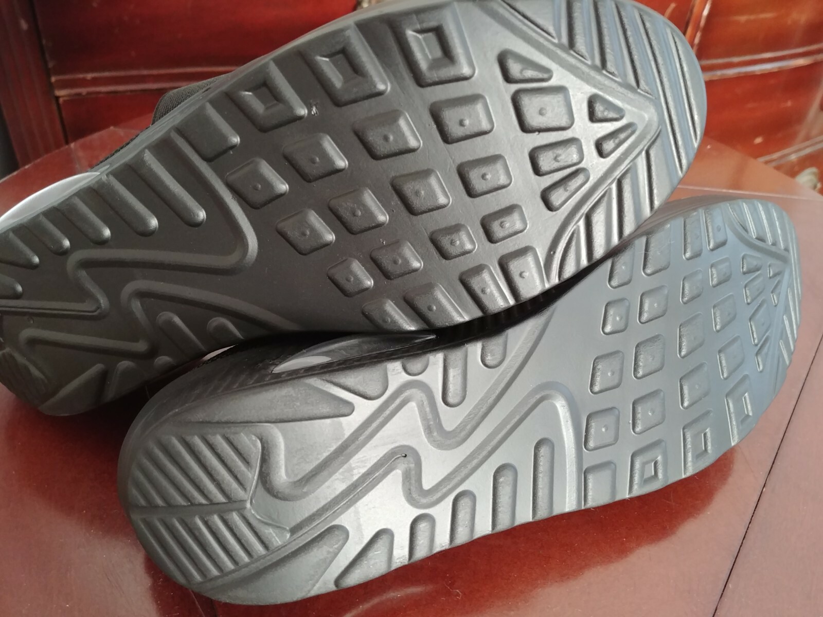 New Womans Air Cushion Slip-On Mesh Breathable Stretch Fashion Walking Shoes 7.5