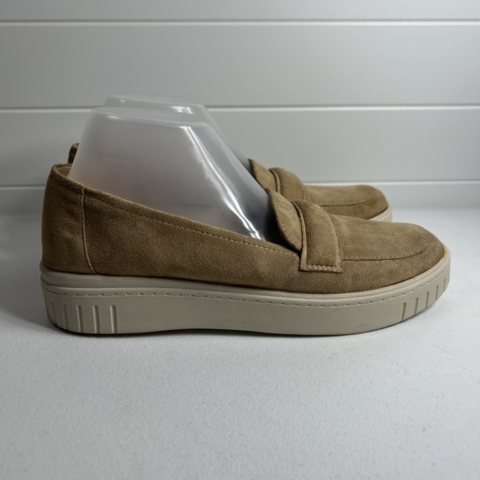 Lifestride Shoes Women’s Sz 9.5 M Tan Loafers Slip-On Platform Comfort