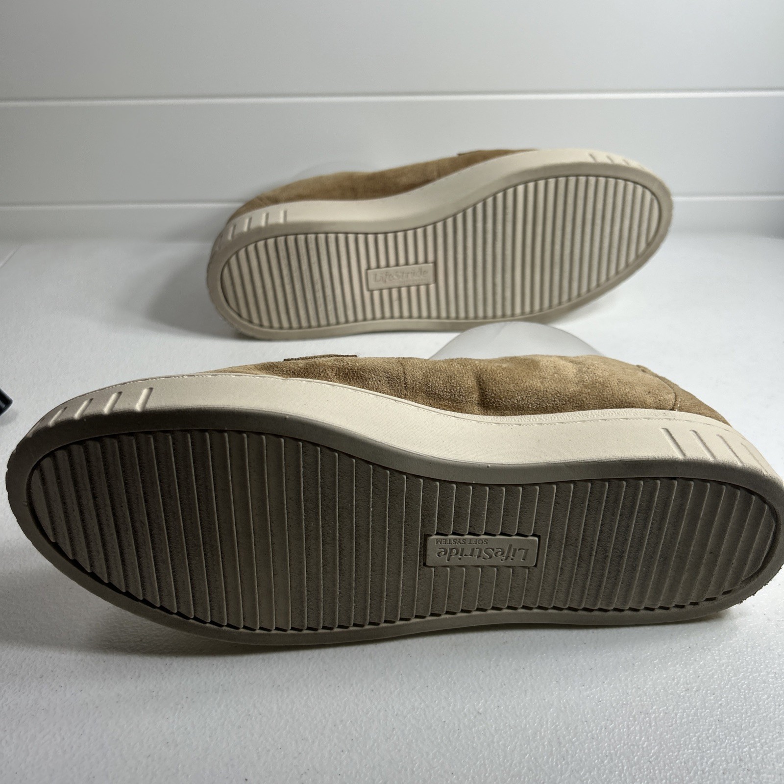 Lifestride Shoes Women’s Sz 9.5 M Tan Loafers Slip-On Platform Comfort