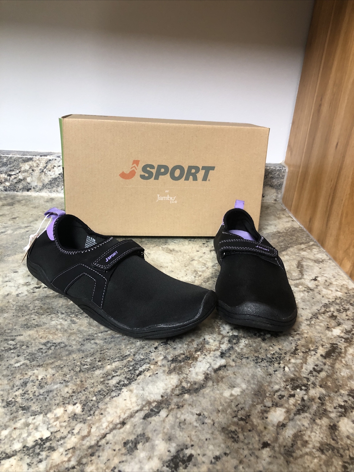 New JSport By JAMBU Cycle Slip-On Swimming Shoes Black Lavender Women’s Size 8.5