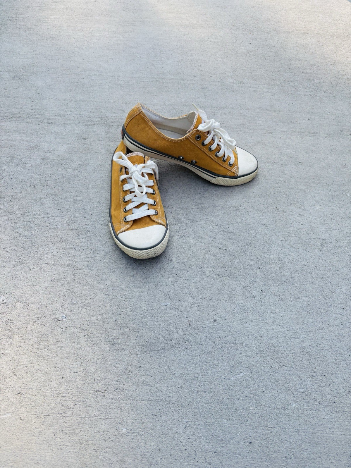 Rocketdog Bright Yellow Women Shoes Size 8