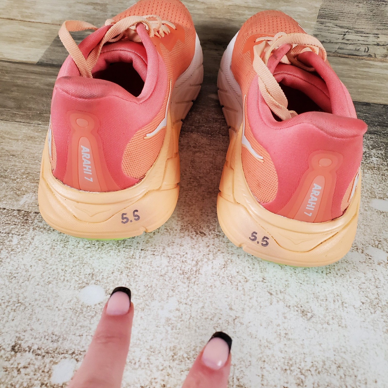 Hoka One One Arahi 7 Womens Shoes Sz 5.5 B Running Orange White Lace-Up Sneakers