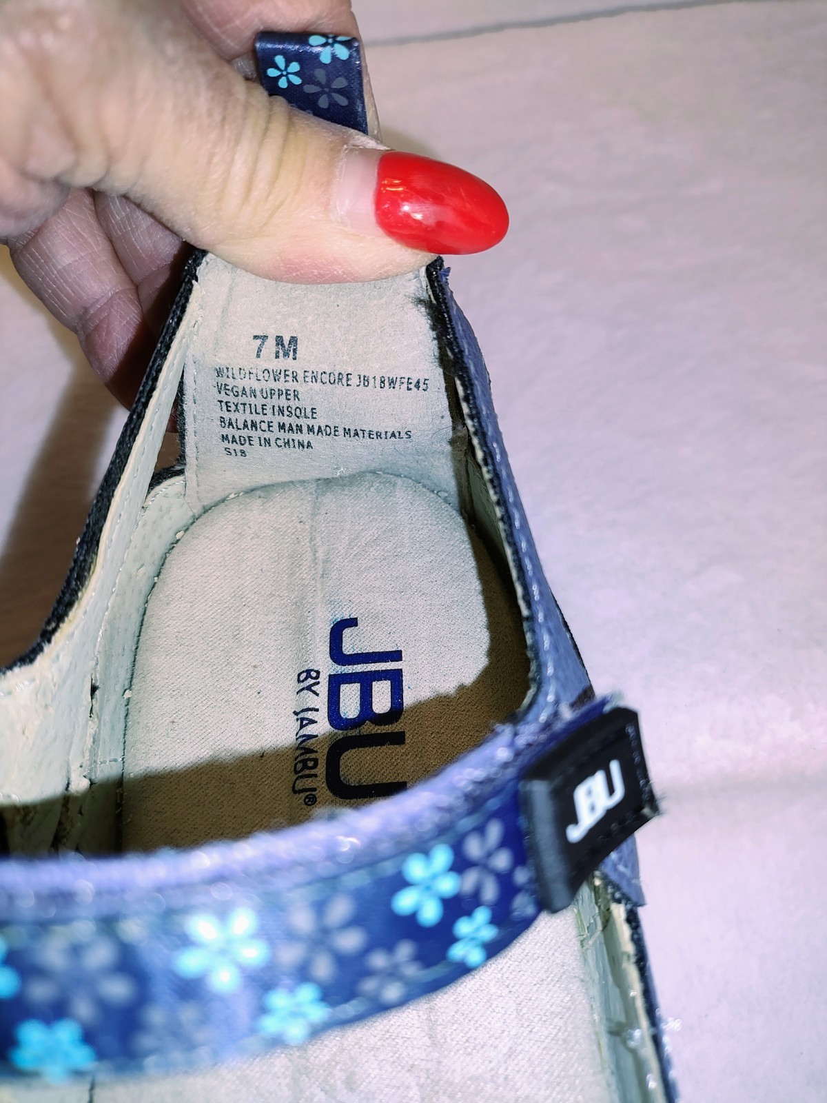 JBU Wildflower Encore Blue Floral Mary Jane Flats Memory Foam Women’s 7M