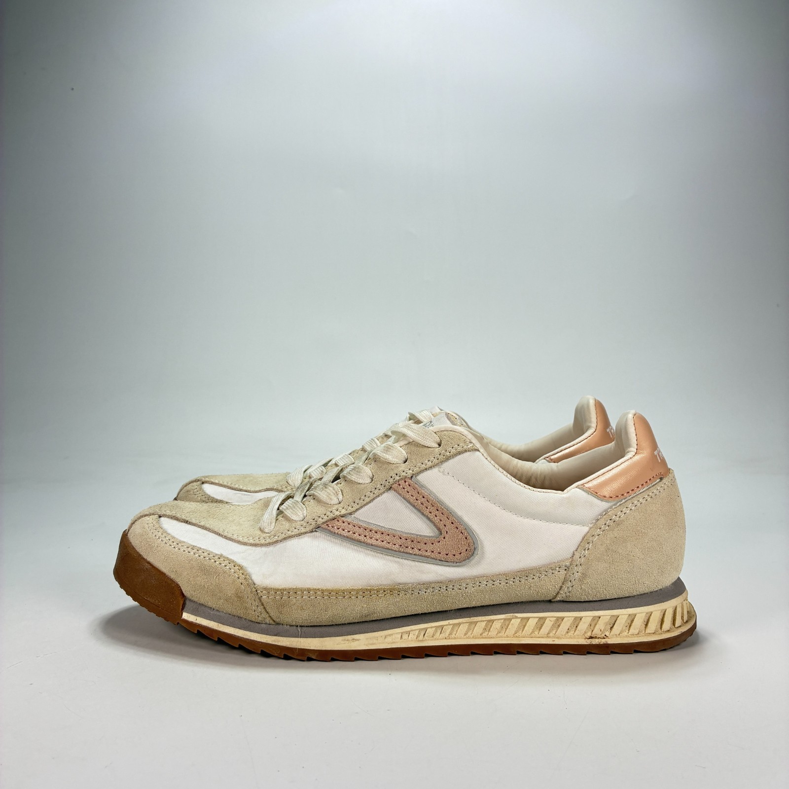 Tretorn Hailey White Beige Leather Jogger Sneakers 1880382 Women’s Size 7.5M