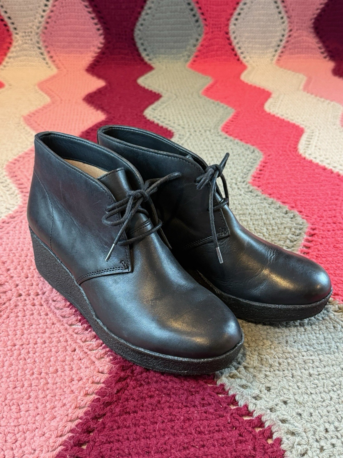 Clarks Originals Athie Terra Wedge Desert Boots Black Leather Women’s 9 M