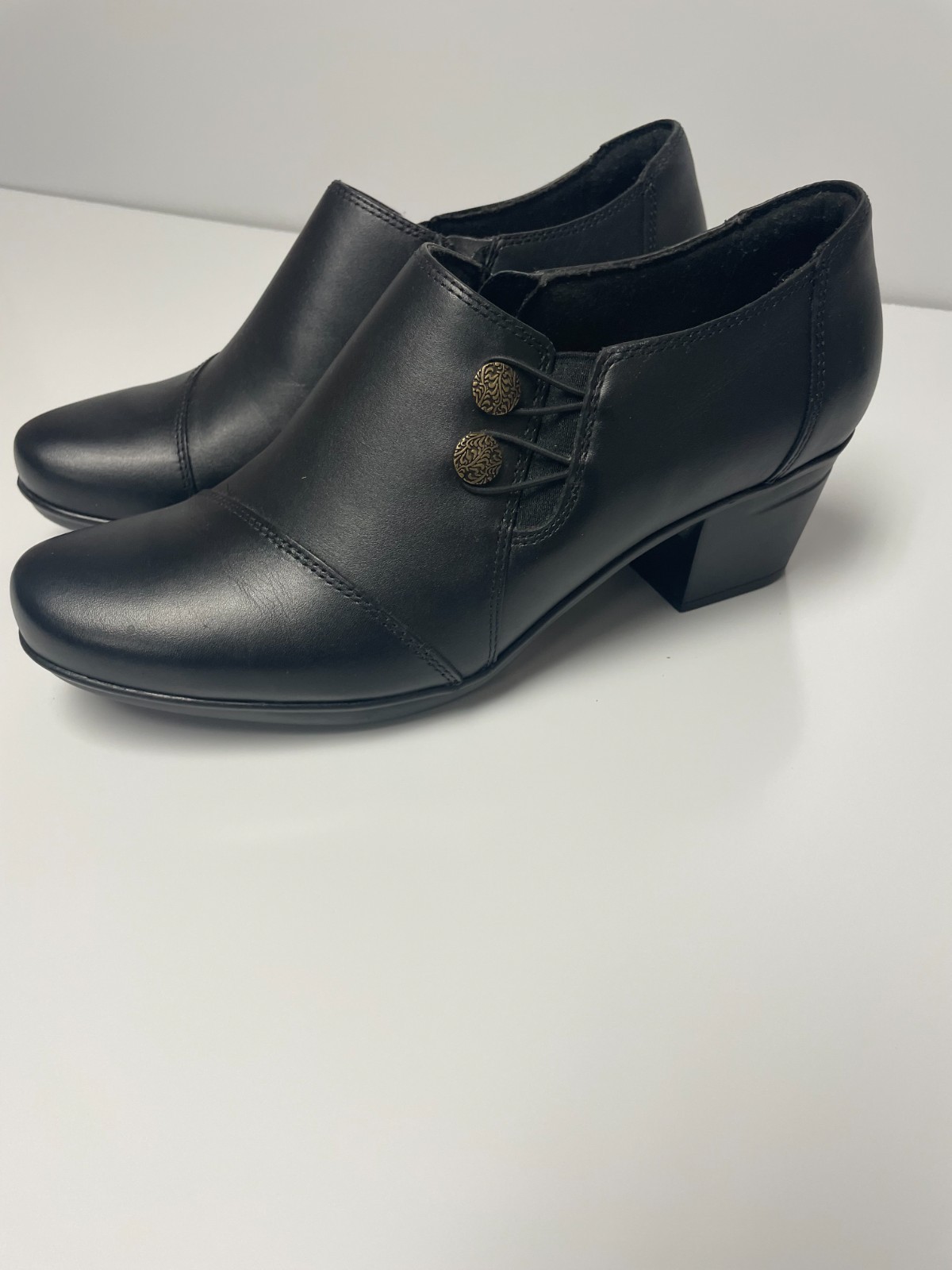 Clarks womens shoesSize 10 U.S.Black