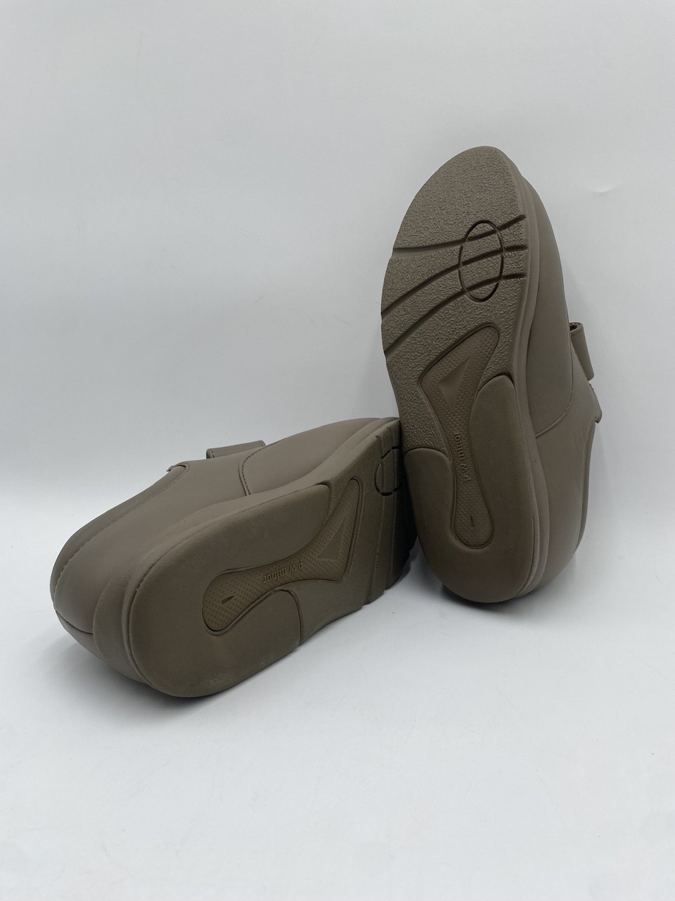 p.w. minor PLEASURE STRAP Women’s NEW Walking Shoes Taupe Multiple Sizes