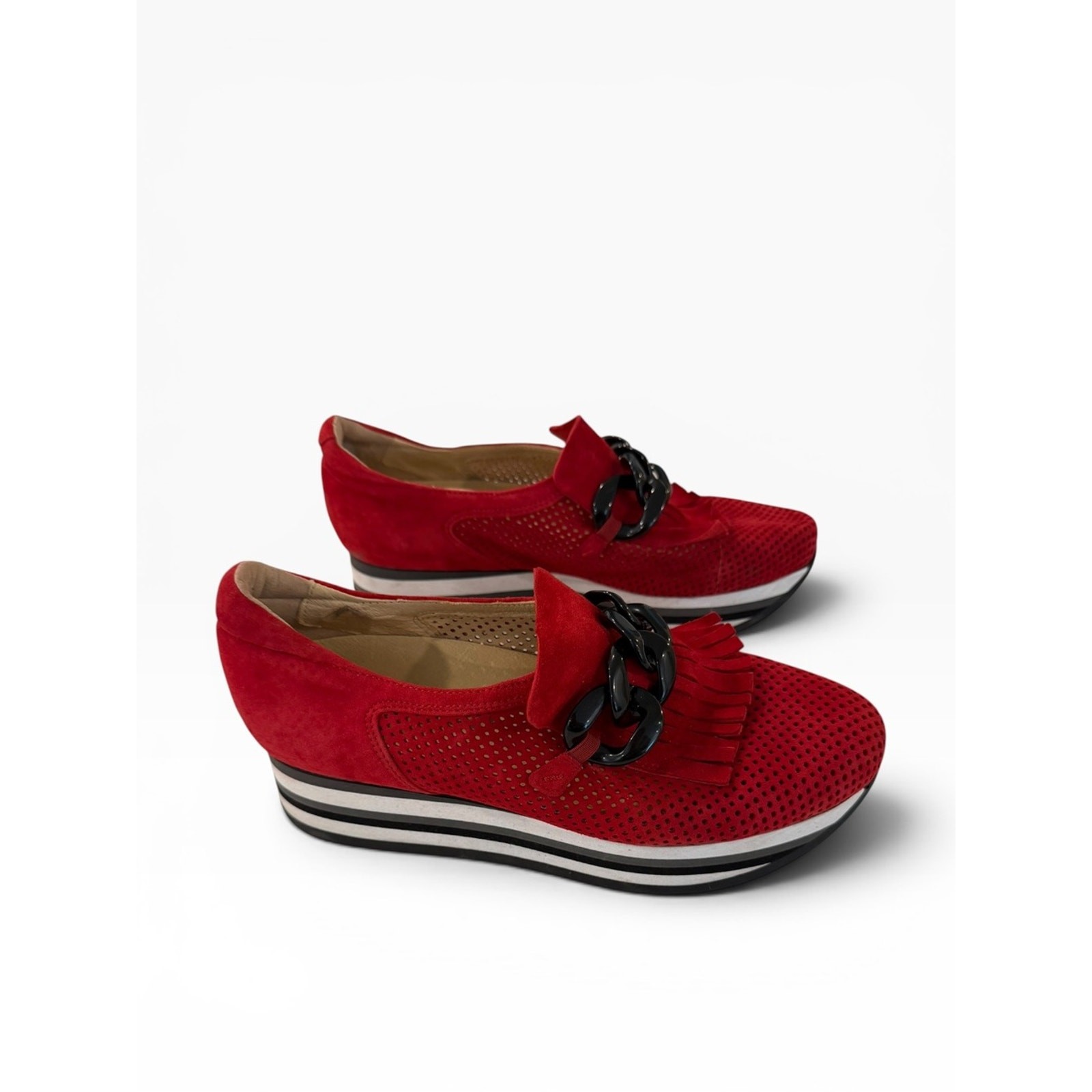 Softwaves Cadie red suede platform chain loafers Size 40