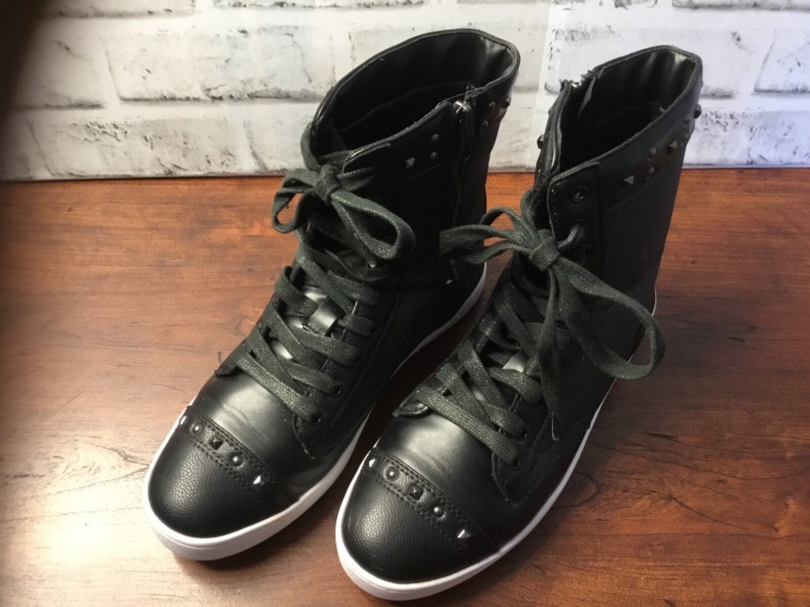 Pastry BlacK Military Glitz Combat Boot Sneaker & Dance Shoe Women’s Size 8.5M