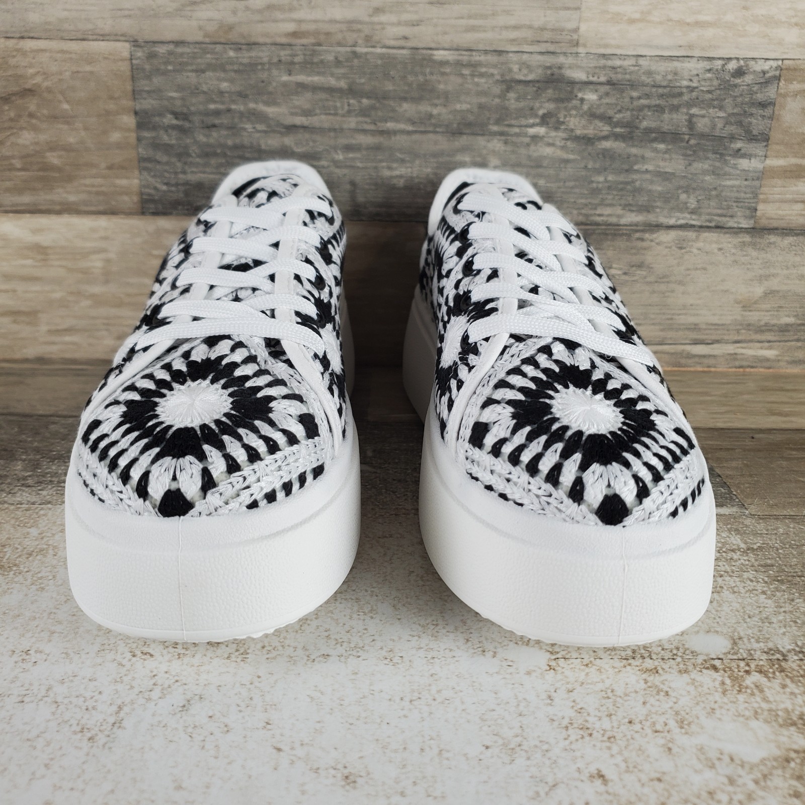 Dirty Laundry Recreation Womens Shoes Sz 6.5 Black White Multi Platform Sneakers