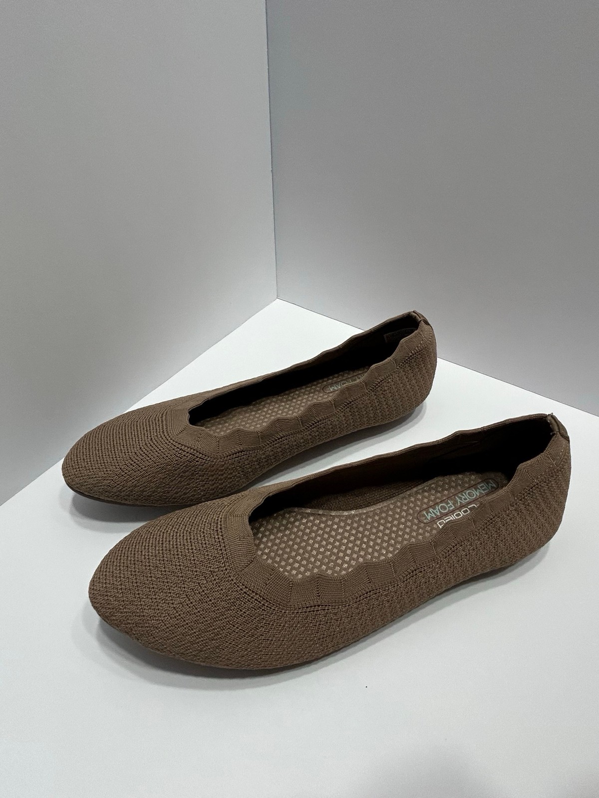 Skechers Shoes Womens Size 9.5 Brown Air-Cooled Memory Foam Slip On