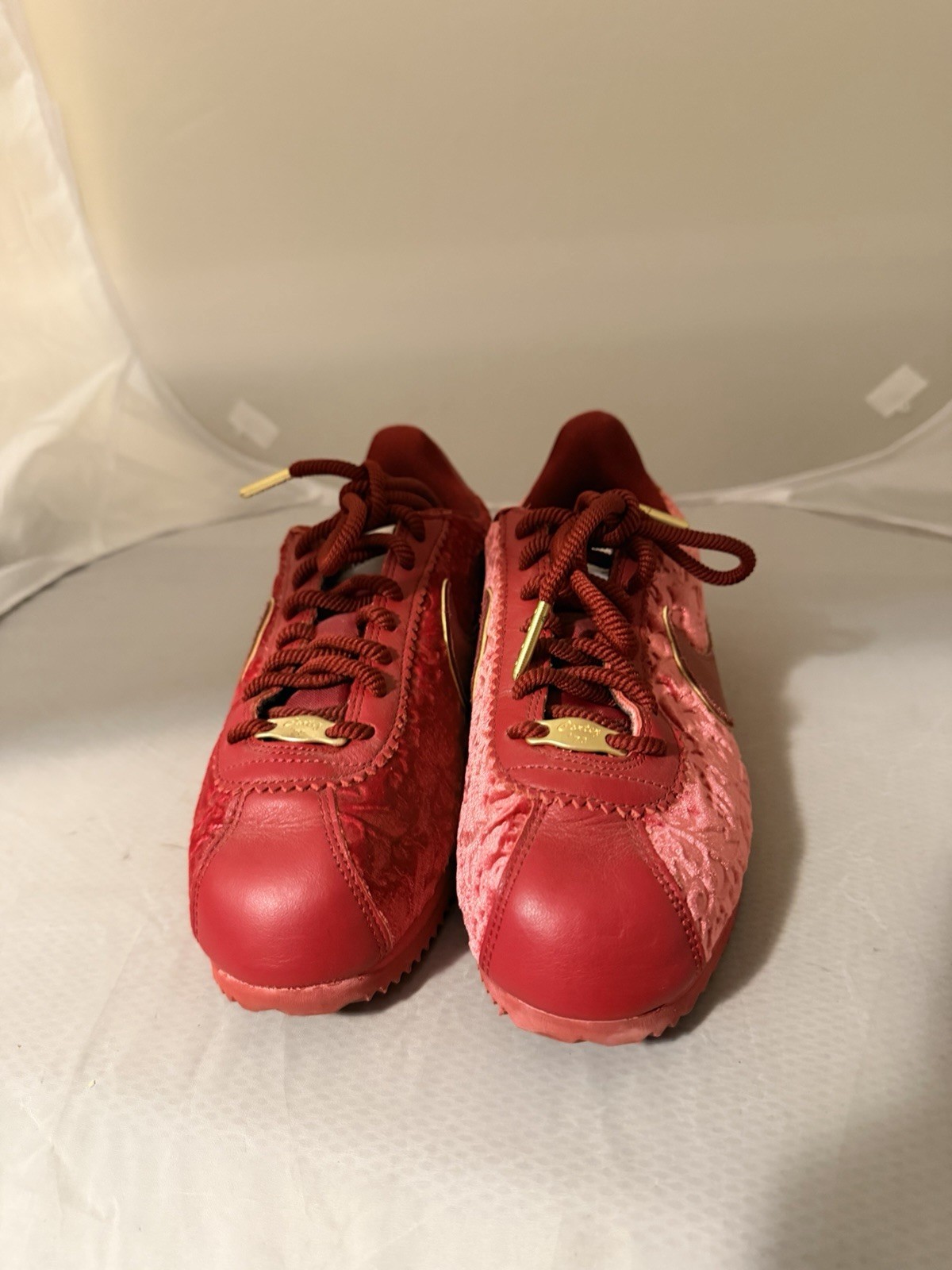 Nike Classic Cortez SE Velvet Red Crush Women’s Style Sneakers Size 7.5 Floral