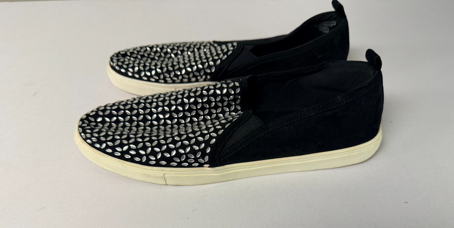 Carlos Santana Women’s Slip On Shoes Size 10 Black White Pattern Casual